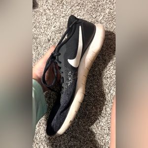 womens nike shoes size 9